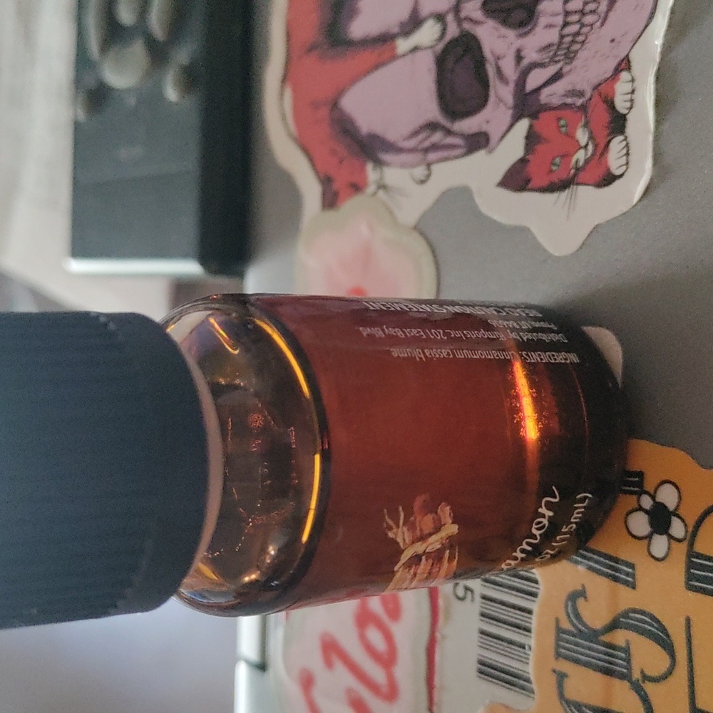 ✨ 4/$15 Pure Cinnamon Essential Oil - Picture 3 of 3